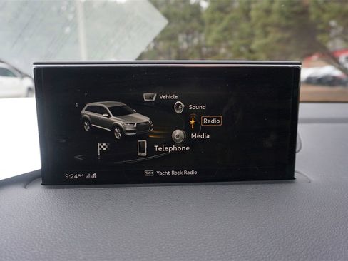 Used 2019 Audi Q7 3.0T Premium Plus w/ Premium Plus Package image 12