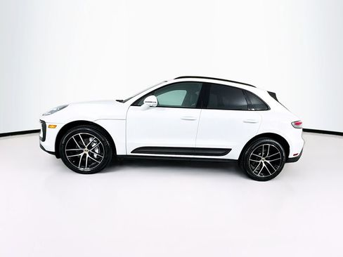 Used 2022 Porsche Macan w/ Premium Package Plus AWD/4WD image 6