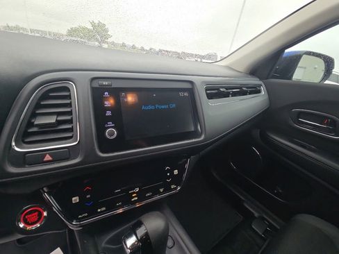 Certified 2022 Honda HR-V EX image 18