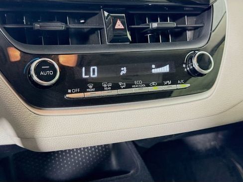 Certified 2020 Toyota Corolla LE w/ Carpet Mat Package (TMS) image 15