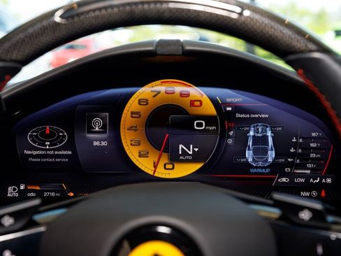 Used 2022 Ferrari Roma RWD image 35