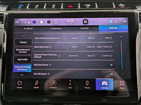 Used 2023 Jeep Grand Cherokee 4WD 4xe image 9