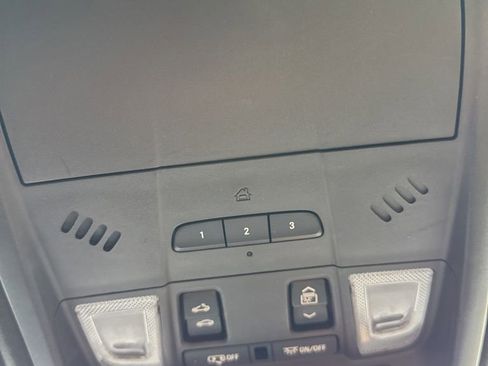 Used 2019 Cadillac XT5 Premium Luxury w/ Driver Assist Package image 33