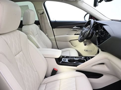 Used 2023 Buick Envision Avenir AWD/4WD image 13