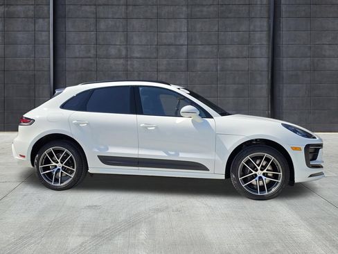 Certified 2025 Porsche Macan Turbo AWD/4WD image 7