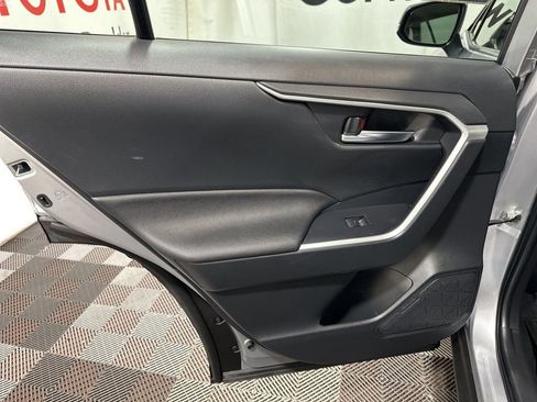 Used 2023 Toyota RAV4 XLE Premium image 19