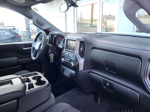 Used 2020 GMC Sierra 2500 4x4 Crew Cab w/ Gooseneck/5TH Wheel Package image 18