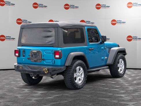 Used 2019 Jeep Wrangler Sport AWD/4WD image 5