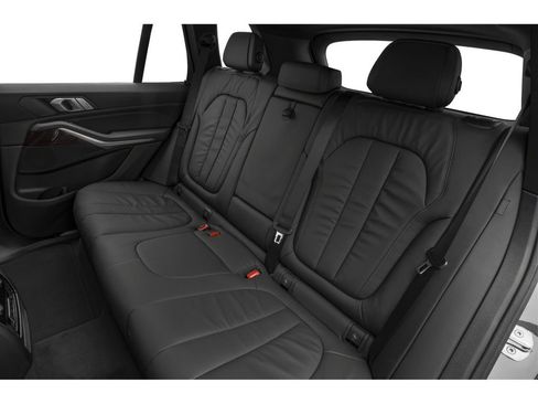 Used 2022 BMW X5 xDrive40i w/ M Sport Package AWD/4WD image 11