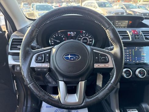 Used 2017 Subaru Forester 2.5i Limited AWD/4WD image 11