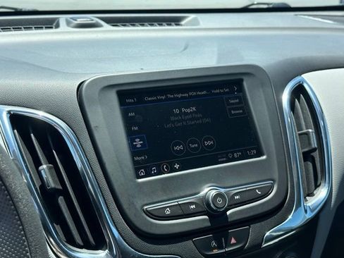 Certified 2023 Chevrolet Equinox LT FWD image 22