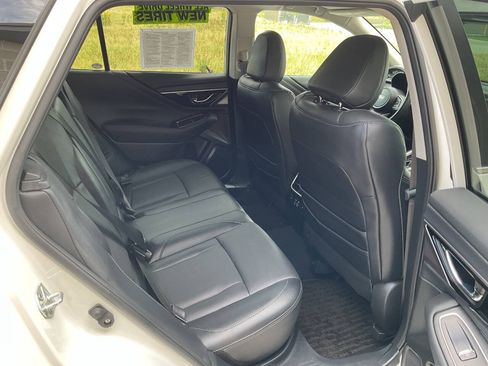 Used 2023 Subaru Outback Limited AWD/4WD image 60