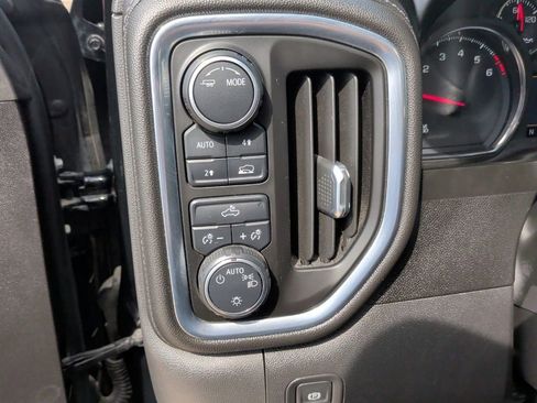 Used 2020 Chevrolet Silverado 1500 LT w/ Texas Edition image 14