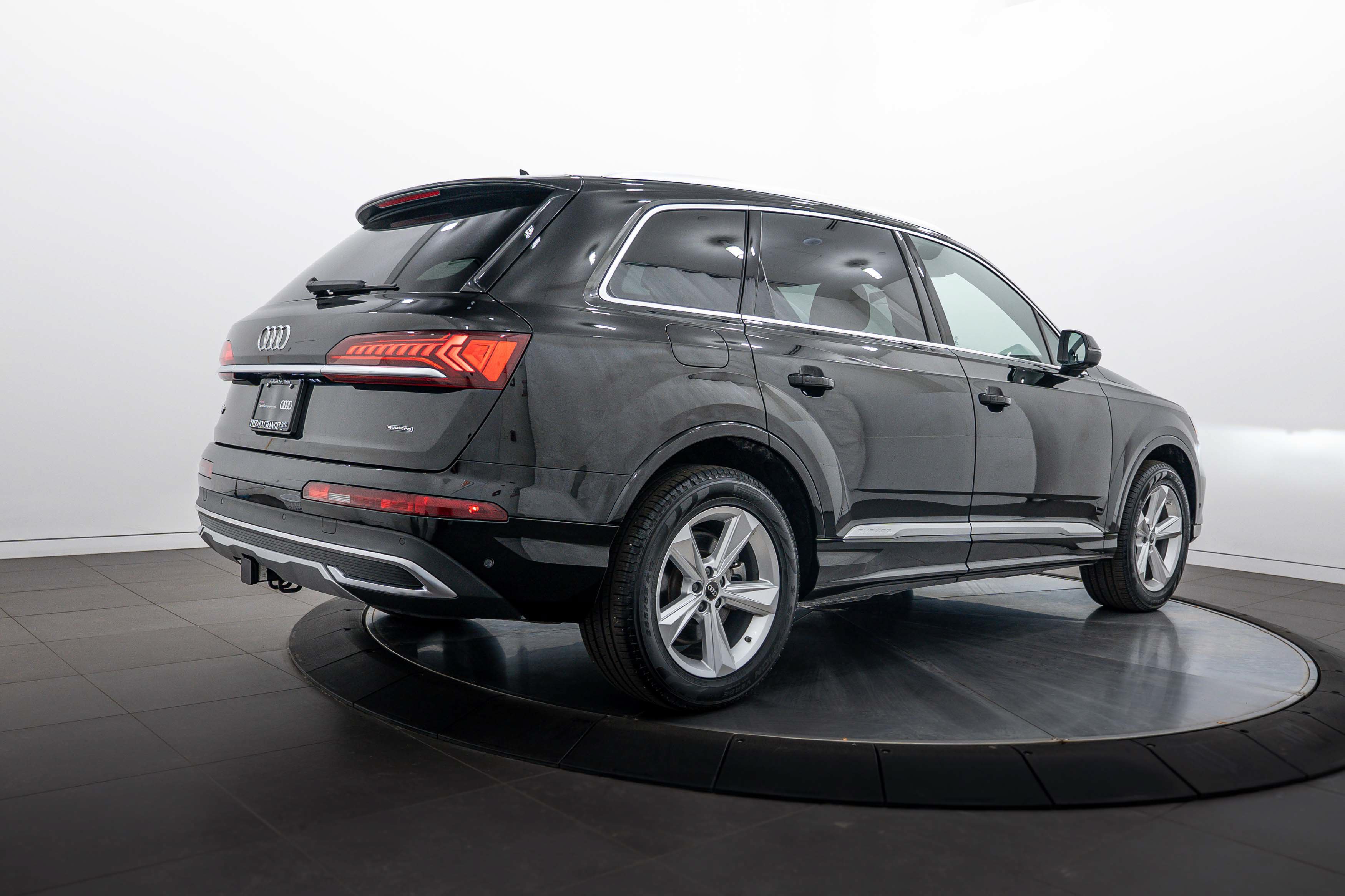 Certified 2024 Audi Q7 2.0T Premium Plus AWD/4WD image 4