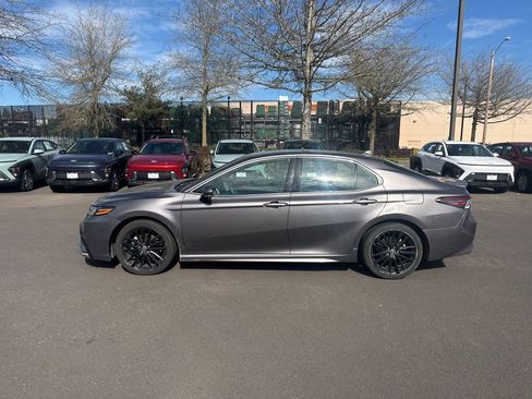 Used 2024 Toyota Camry XSE image 2