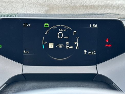 New 2026 Toyota Prius Plug-In Hybrid FWD image 28
