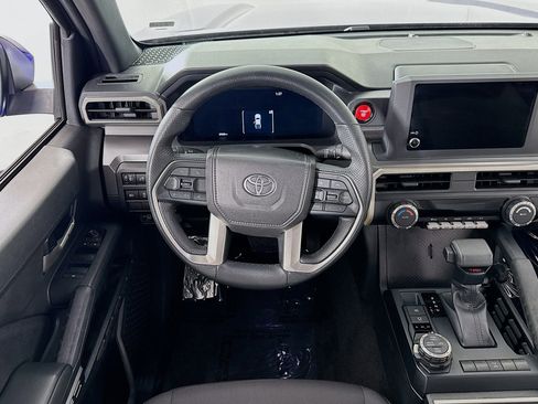 Certified 2024 Toyota Tacoma TRD Off-Road image 18