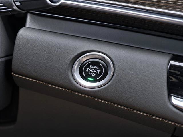 Used 2021 Cadillac Escalade Premium Luxury w/ LPO, Illumination Package AWD/4WD image 13
