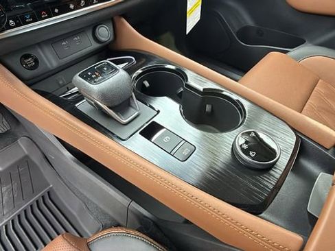 New 2026 Nissan Rogue Platinum AWD/4WD image 13
