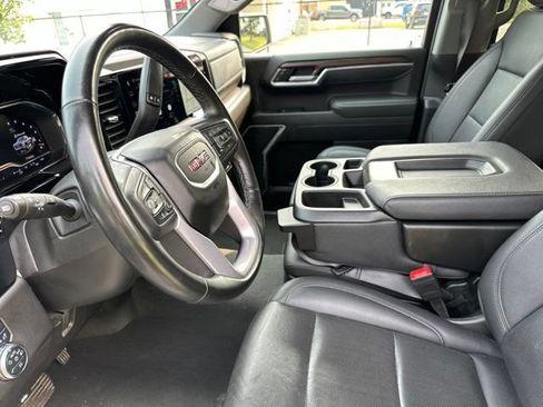 Used 2025 GMC Sierra 1500 SLT AWD/4WD image 7