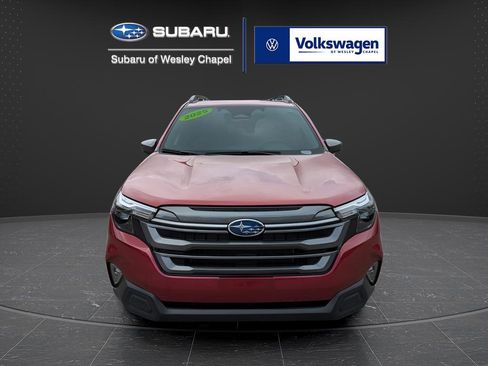 Certified 2025 Subaru Forester Premium w/ Convenience Package #1 AWD/4WD image 8