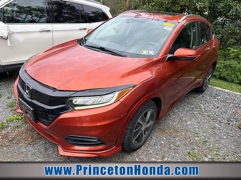 Used 2020 Honda HR-V Touring image 1