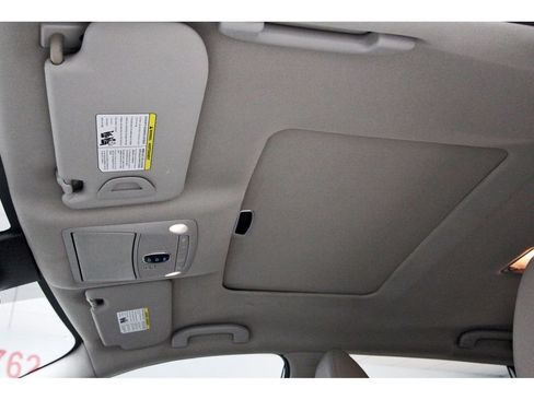 Used 2022 Nissan Rogue Sport SL FWD image 18