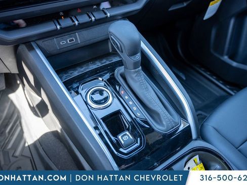 New 2026 Chevrolet Colorado W/T w/ WT Custom Package AWD/4WD image 14