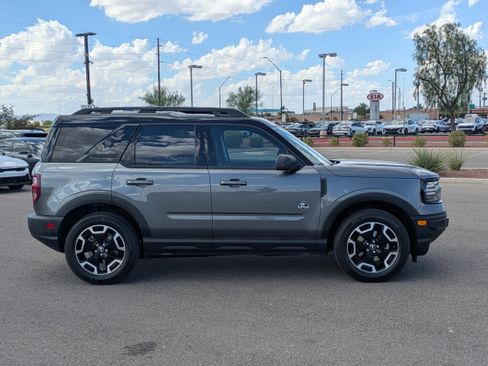Used 2022 Ford Bronco Sport Outer Banks w/ Tech Package AWD/4WD image 6