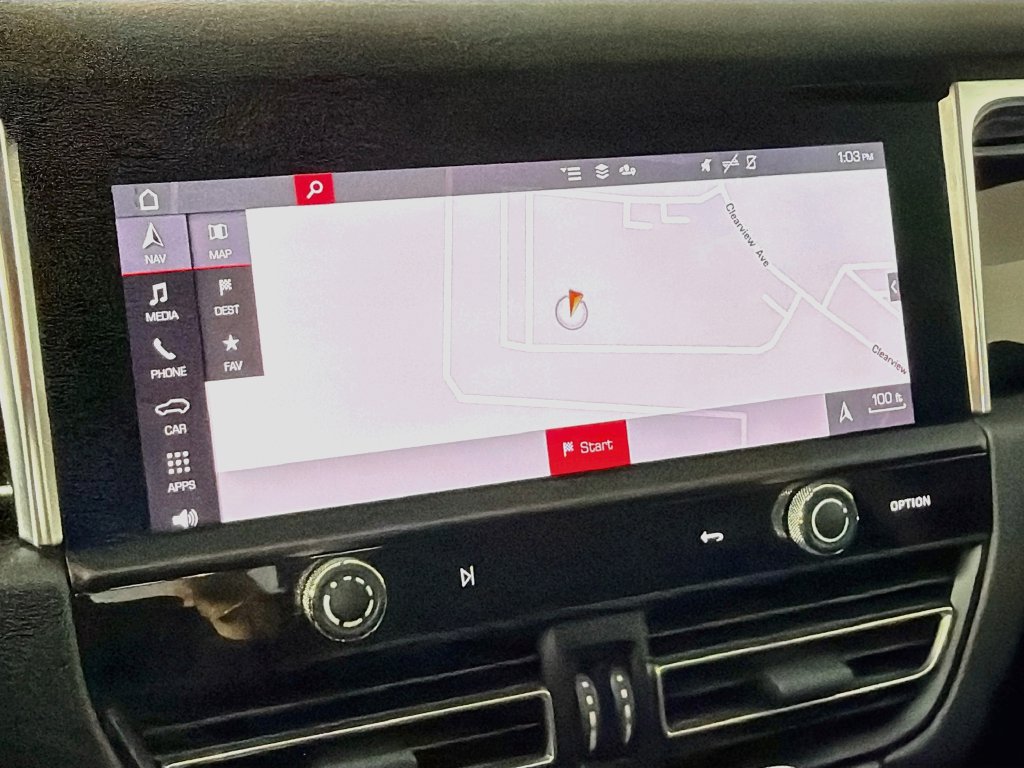 Certified 2023 Porsche Macan AWD/4WD image 16