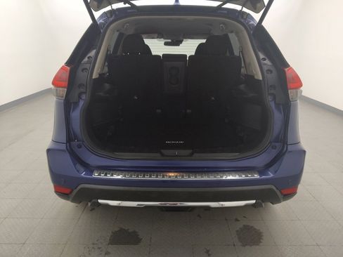 Used 2019 Nissan Rogue SV w/ Premium Package image 29