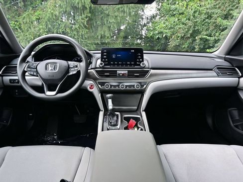 Used 2019 Honda Accord LX image 31