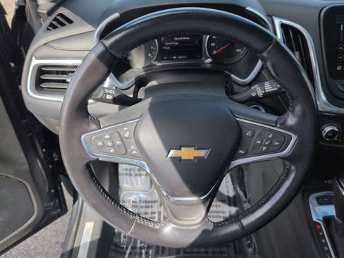 Used 2020 Chevrolet Equinox Premier image 17