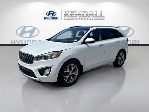 Used 2017 Kia Sorento SX FWD image 3