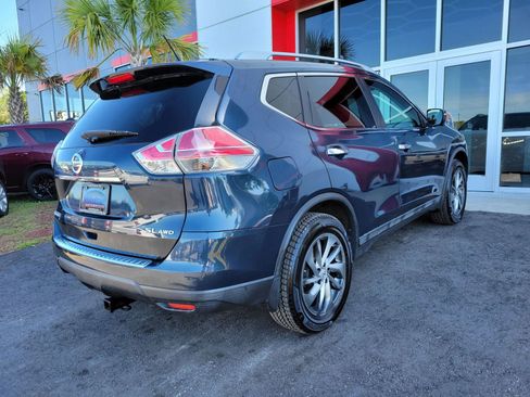 Used 2015 Nissan Rogue SL w/ SL Premium Package AWD/4WD image 4