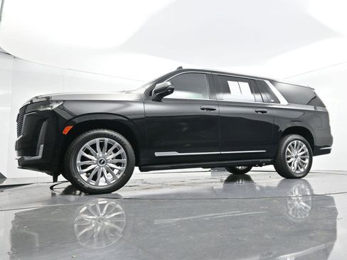 Certified 2023 Cadillac Escalade ESV Premium Luxury image 54