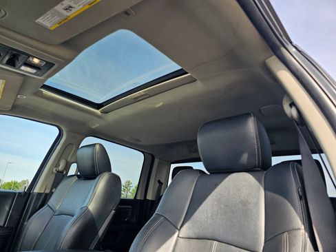 Used 2018 RAM 1500 Sport w/ Sport Premium Group AWD/4WD image 28