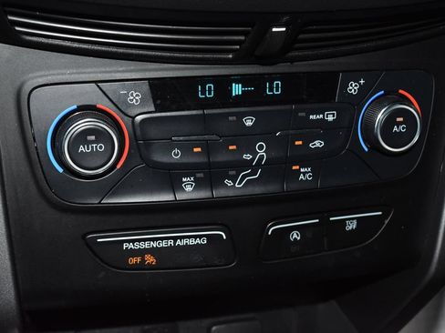 Used 2017 Ford Escape SE FWD image 14