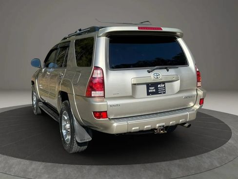 Used 2004 Toyota 4Runner Sport AWD/4WD image 4