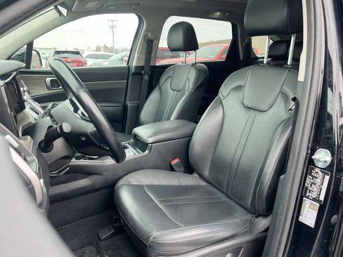 Used 2023 Kia Sorento S w/ Panoramic Sunroof Package AWD/4WD image 19