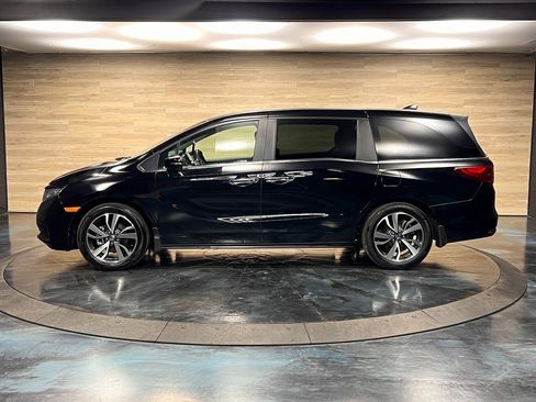 Used 2024 Honda Odyssey Touring image 18