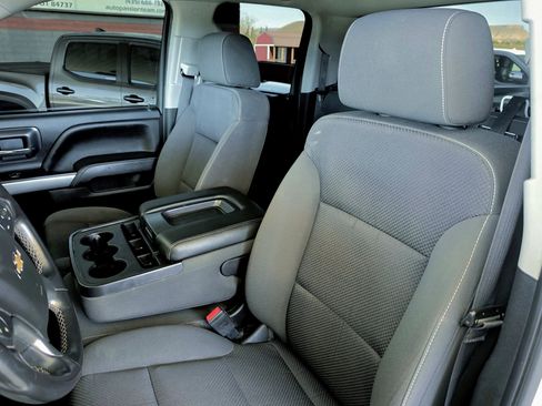 Used 2018 Chevrolet Silverado 1500 LT image 15