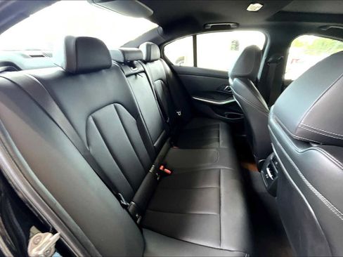 Used 2024 BMW 330e w/ Convenience Package image 19