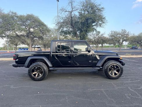 Used 2020 Jeep Gladiator Sport w/ Quick Order Package 24S image 8