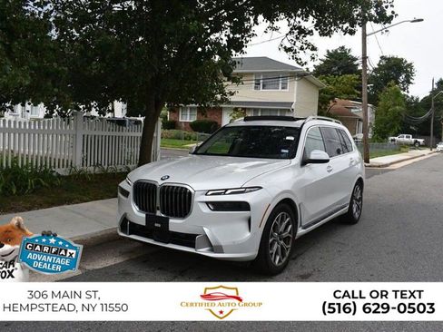 Used 2025 BMW X7 xDrive40i AWD/4WD image 2
