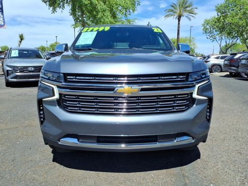 Used 2021 Chevrolet Tahoe Premier w/ Premium Package RWD image 2