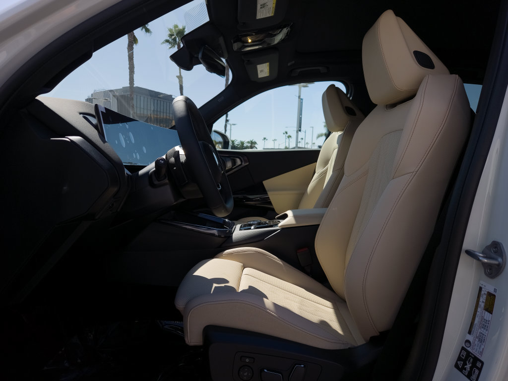 New 2026 BMW X3 xDrive30i w/ Convenience Package AWD/4WD image 9