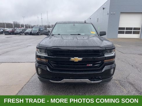 Used 2018 Chevrolet Silverado 1500 LT w/ All Star Edition image 2