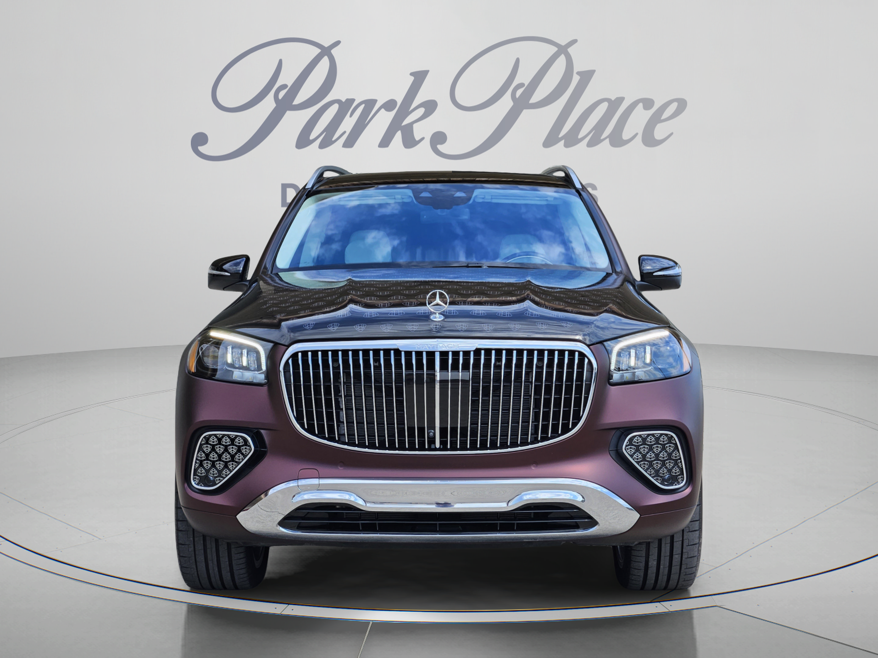 Used 2025 Mercedes-Benz Maybach GLS 600 4MATIC image 8
