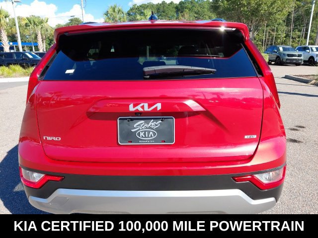 Certified 2024 Kia Niro LX FWD image 6